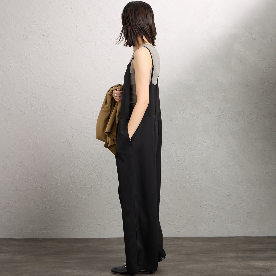 MICA&DEAL [マイカアンドディール] サロペット [0126104015] BLACK &&モデル身長：160cm 着用サイズ：F&&
