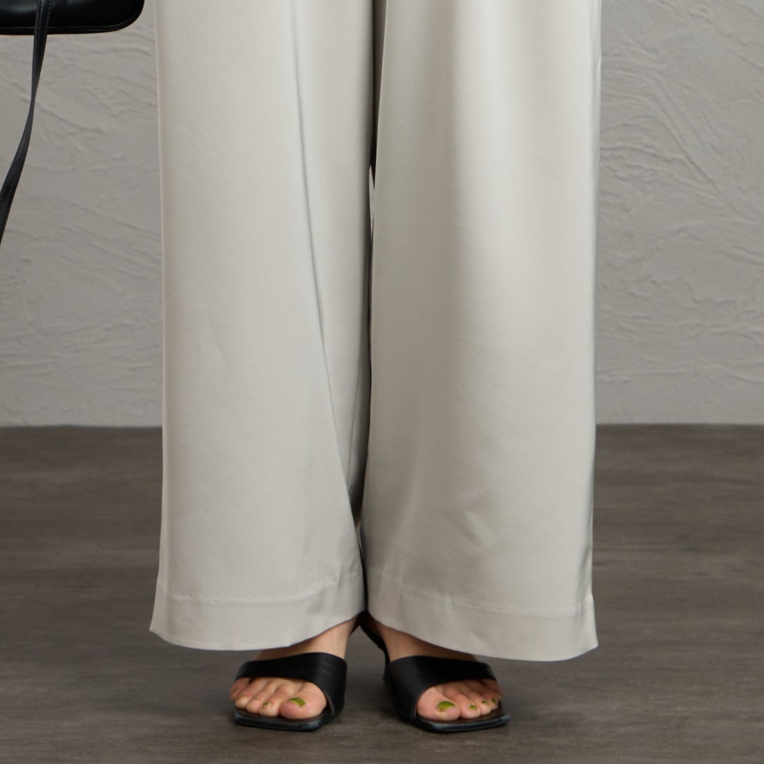 MICA&DEAL [マイカアンドディール] サロペット [0126104015] BEIGE &&モデル身長：158cm 着用サイズ：F&&