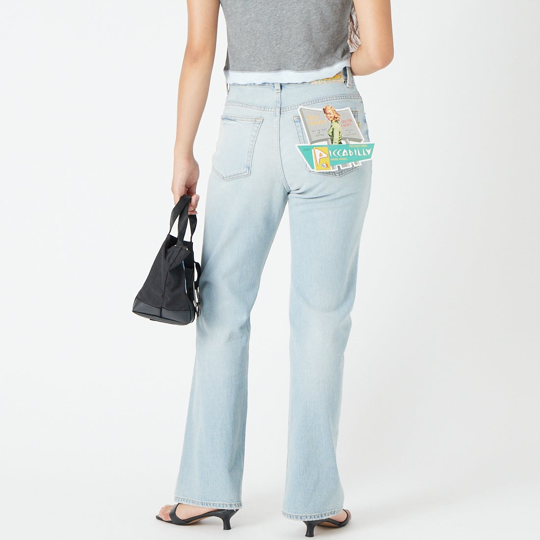 PICCADILLY [ピカデリー] CHLOE セミフレアデニム [PC261-251324] L.BLUE &&モデル身長：162cm 着用サイズ：25&&
