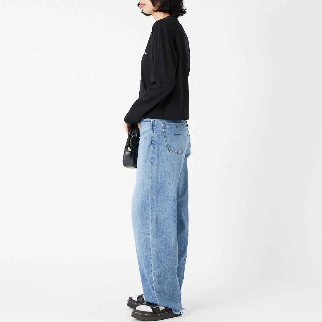 ORCIVAL [オーシバル] クルーネックカーディガン [OR-C0530SEF] BLACK &&モデル身長：162cm 着用サイズ：1&&