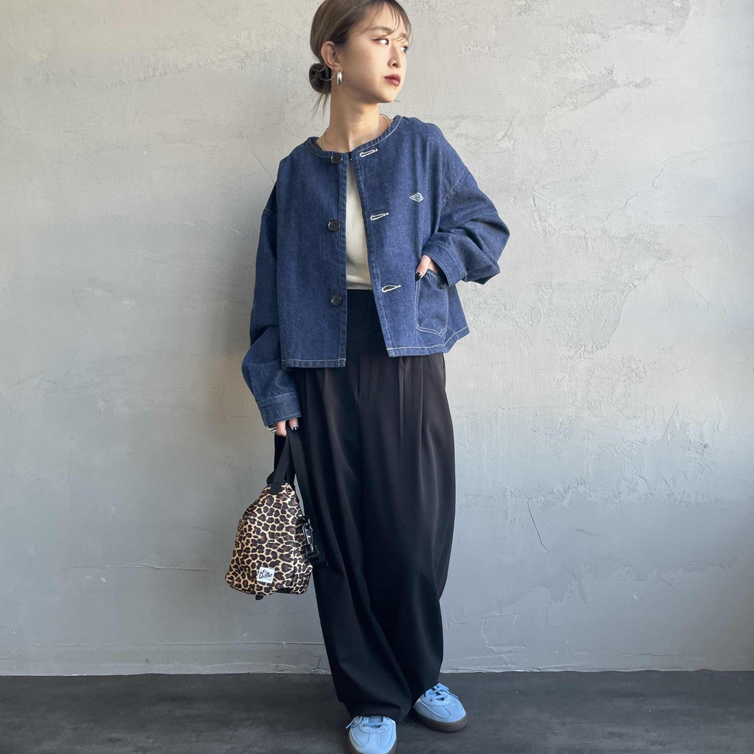 DANTON [ダントン] 11oz ショート丈ノーカラーデニムジャケット [DT-A0670KDM] INDIGO &&モデル身長：150cm 着用サイズ：38&&