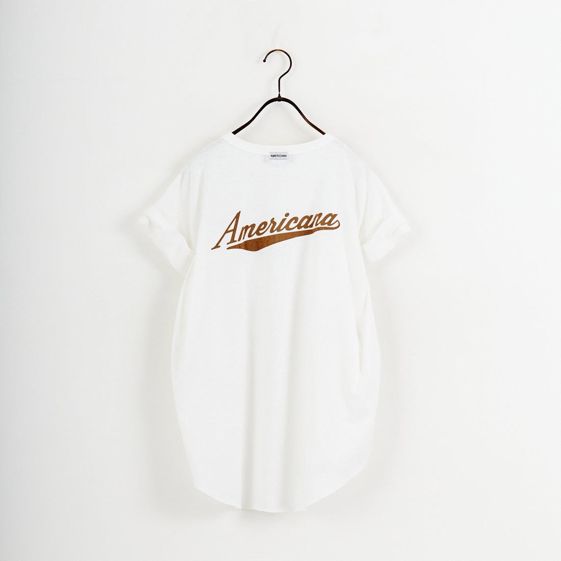 Americana × JEANS FACTORY [アメリカーナ × ジーンズファクトリー] 別注 Americana バックロゴ ラウンドヘムプリントTシャツ [ASO-M-852-1-JF] ﾎﾜｲﾄ