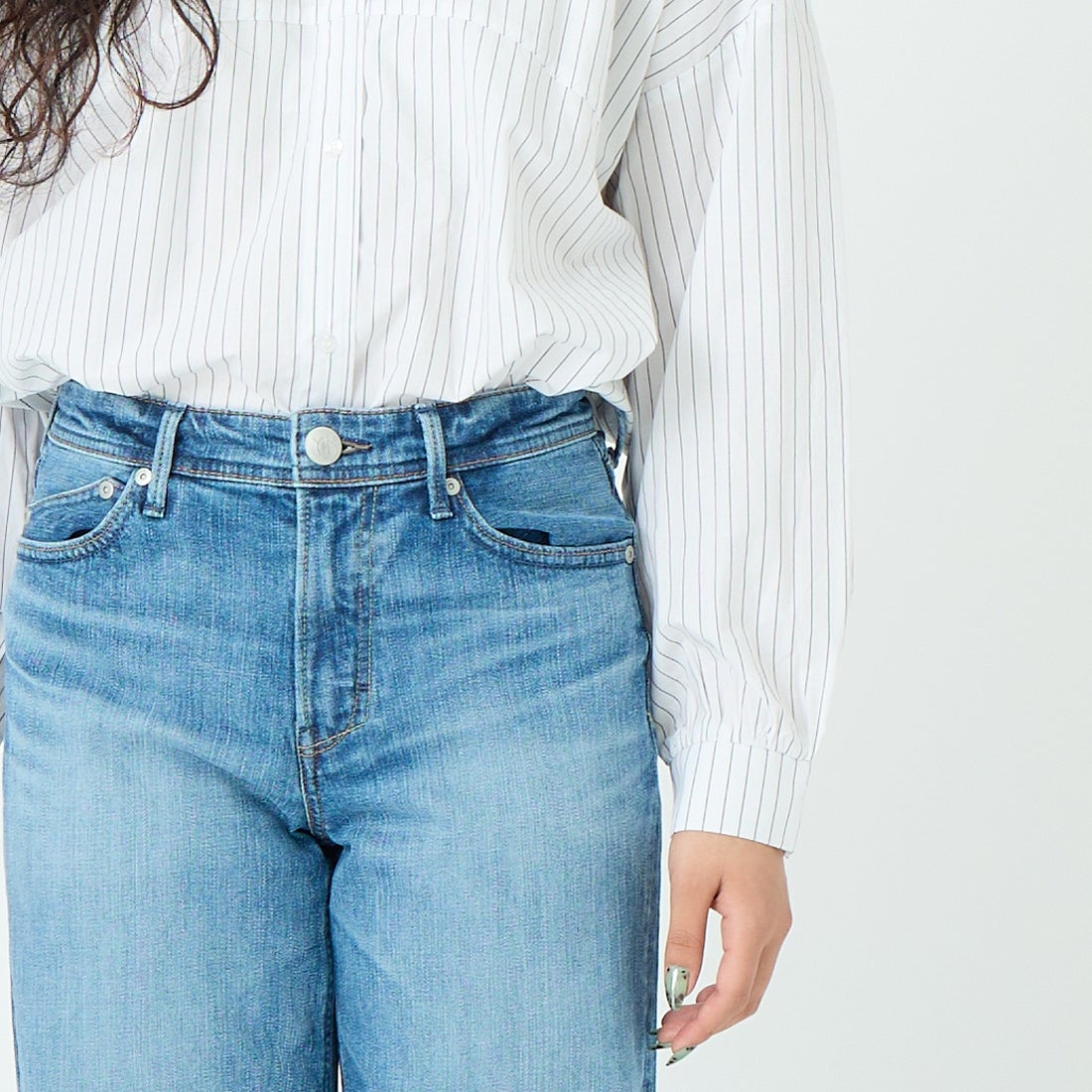 YANUK [ヤヌーク] ストレート GINA/ジーナ [57161032] HBL &&モデル身長：162cm 着用サイズ：24&&