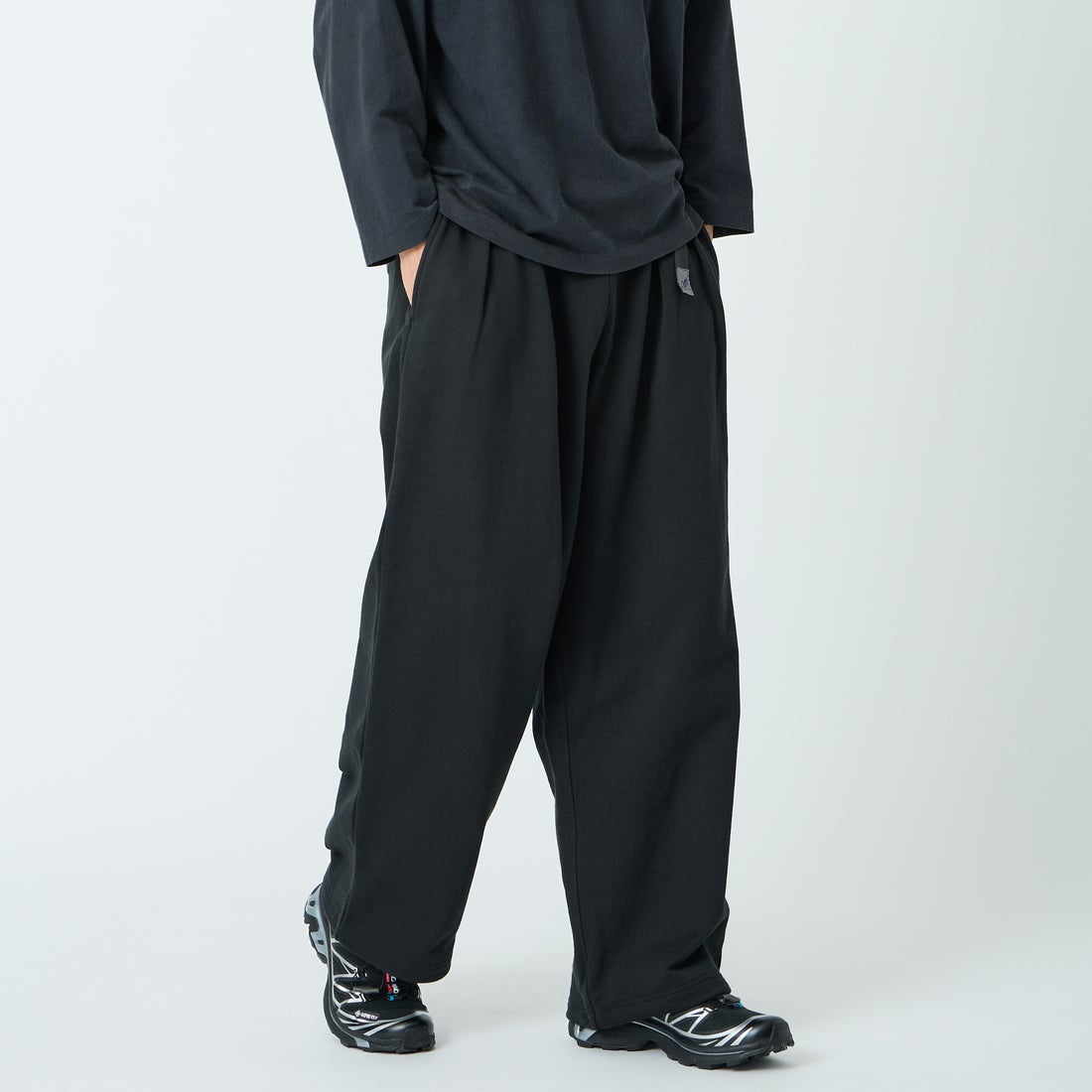 BLACK&&モデル身長：179cm 着用サイズ：M&&