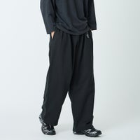 BLACK&&モデル身長：179cm 着用サイズ：M&&