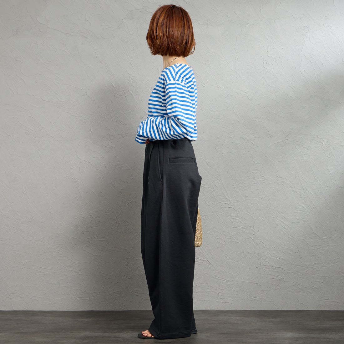 GRAMiCCi [グラミチ] 別注 ワイドスウェットパンツ [GUP6-S2017-JF] BLACK &&モデル身長：158cm 着用サイズ：XS&&