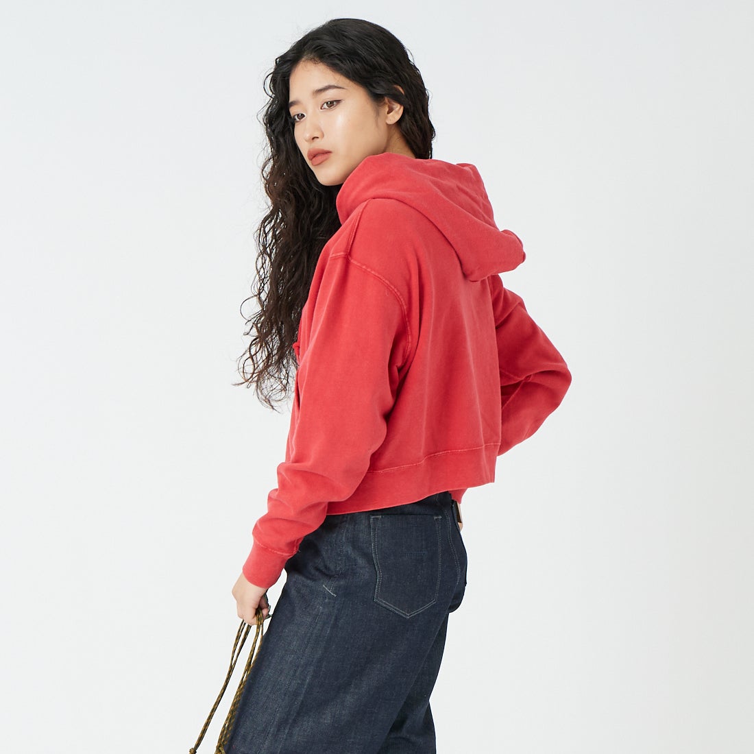 SCREEN STARS [スクリーンスターズ] 別注 HELLO ジップスウェットパーカー [2621-416IN-JF] RED &&モデル身長：162cm 着用サイズ：F&&