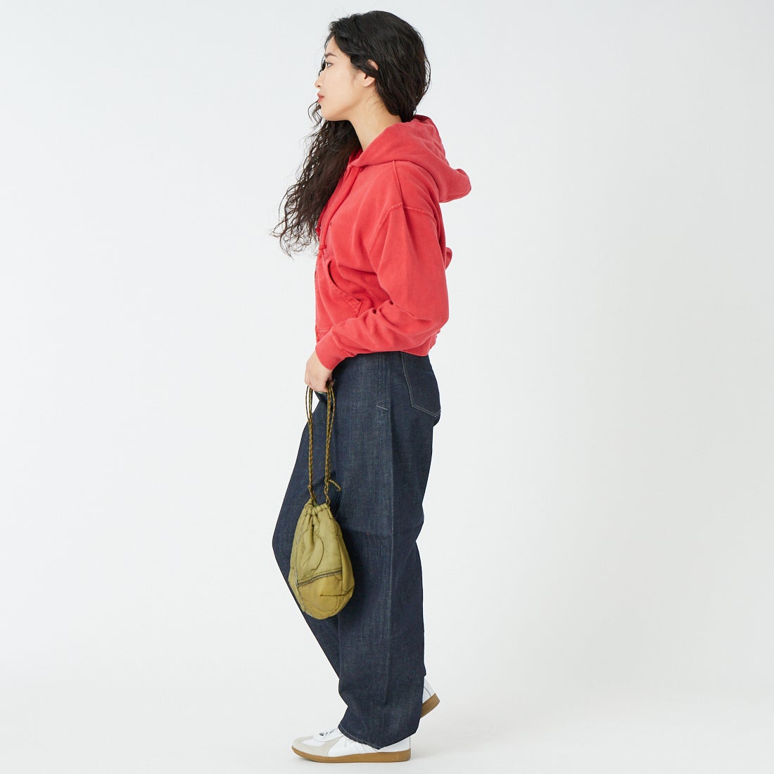 SCREEN STARS [スクリーンスターズ] 別注 HELLO ジップスウェットパーカー [2621-416IN-JF] RED &&モデル身長：162cm 着用サイズ：F&&