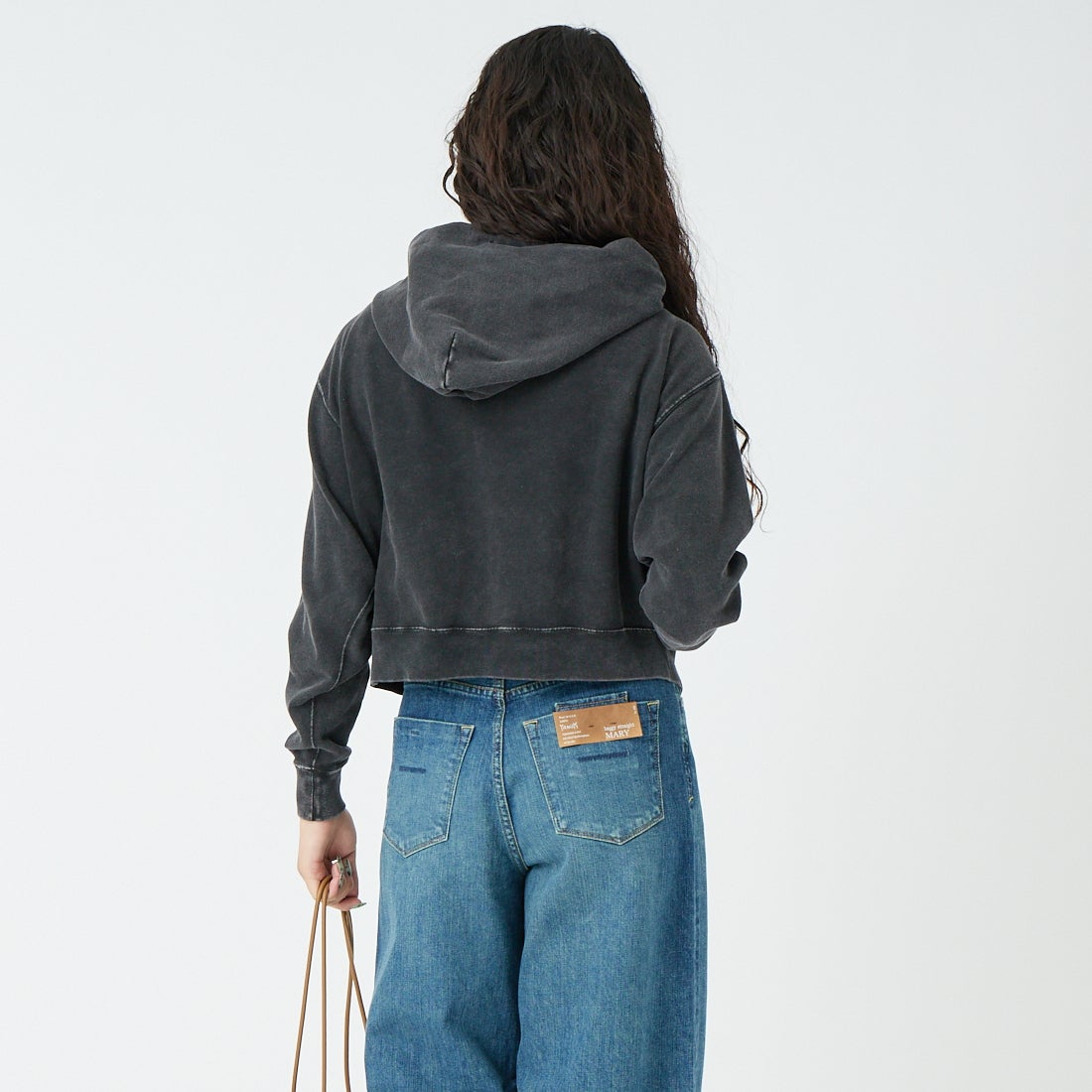 SCREEN STARS [スクリーンスターズ] 別注 HELLO ジップスウェットパーカー [2621-416IN-JF] BLACK &&モデル身長：162cm 着用サイズ：F&&