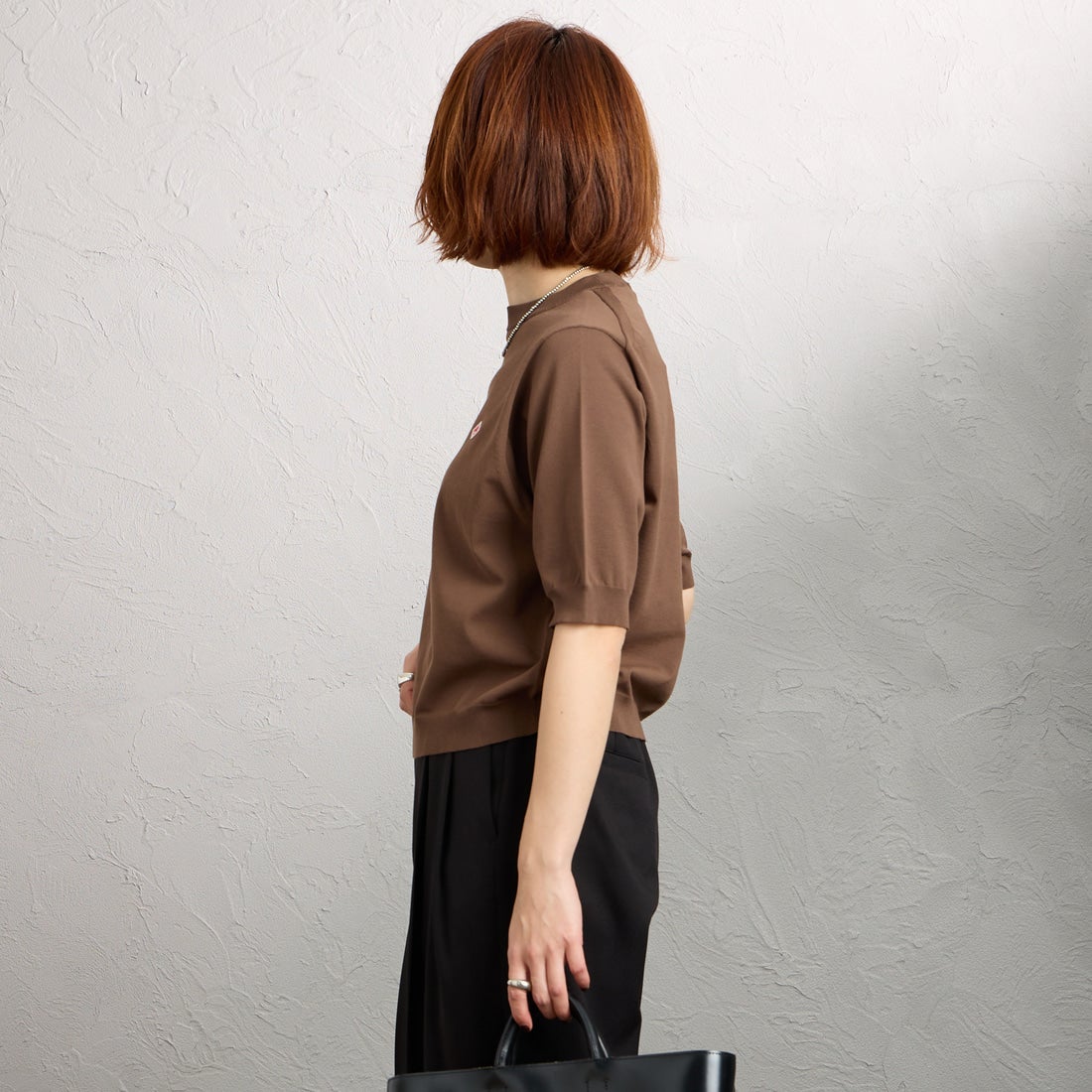 DANTON [ダントン] ハーフスリーブクルーネックニット [DT-D0135YSD] TAUPE &&モデル身長：158cm 着用サイズ：36&&