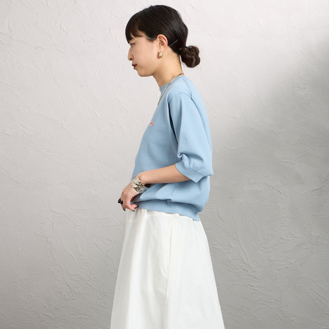 DANTON [ダントン] ハーフスリーブクルーネックニット [DT-D0135YSD] BLACK &&モデル身長：150cm 着用サイズ：36&&