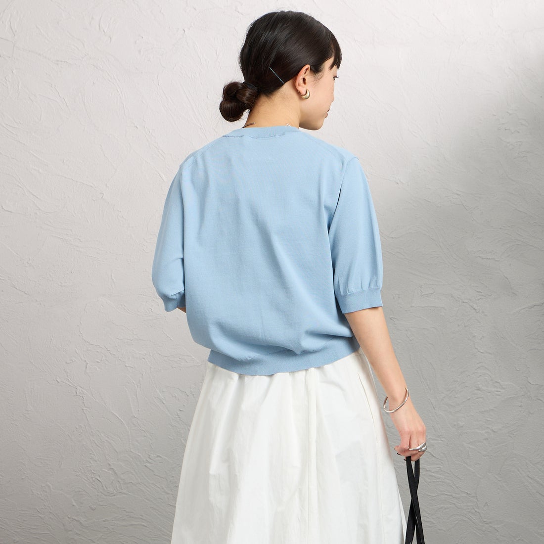 DANTON [ダントン] ハーフスリーブクルーネックニット [DT-D0135YSD] BLACK &&モデル身長：150cm 着用サイズ：36&&