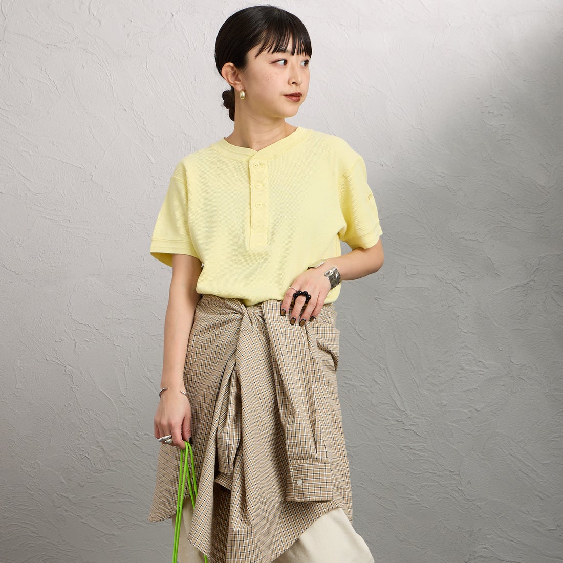 FAITH MILLS [フェイスミルズ] サーマルヘンリーネックTシャツ [FAITH-261-08] LEMON &&モデル身長：150cm 着用サイズ：M&&
