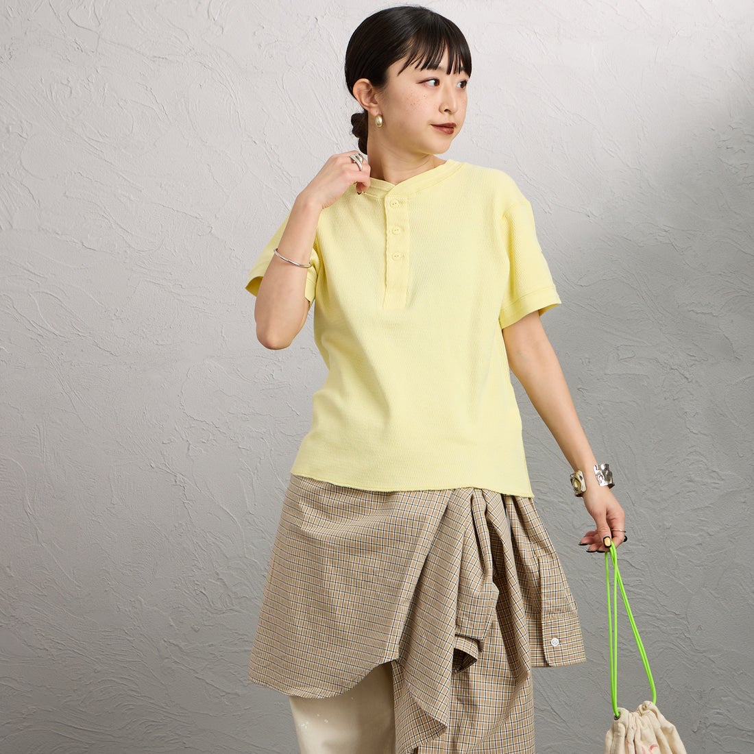 FAITH MILLS [フェイスミルズ] サーマルヘンリーネックTシャツ [FAITH-261-08] LEMON &&モデル身長：150cm 着用サイズ：M&&