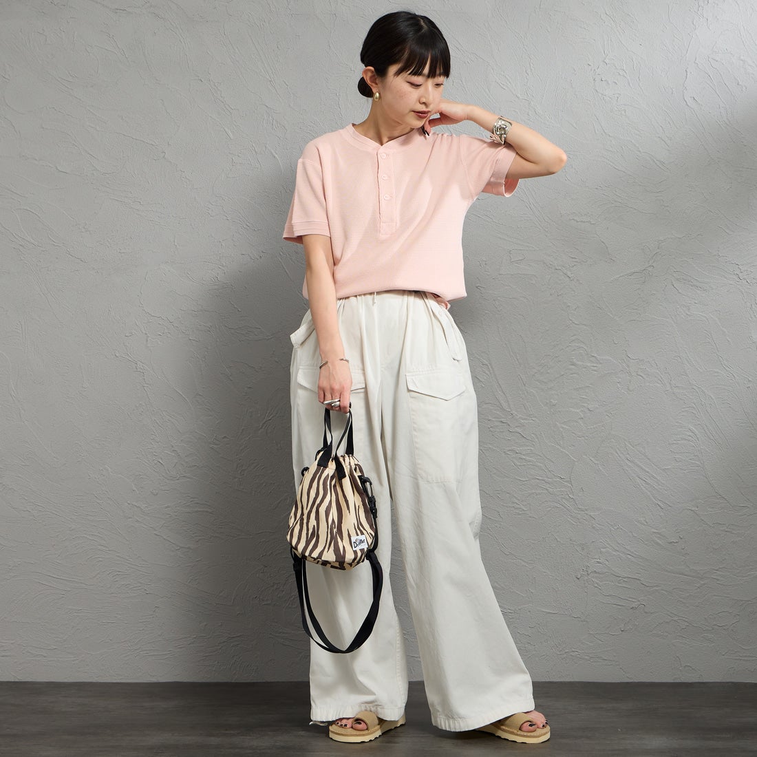 FAITH MILLS [フェイスミルズ] サーマルヘンリーネックTシャツ [FAITH-261-08] B.PINK &&モデル身長：150cm 着用サイズ：M&&