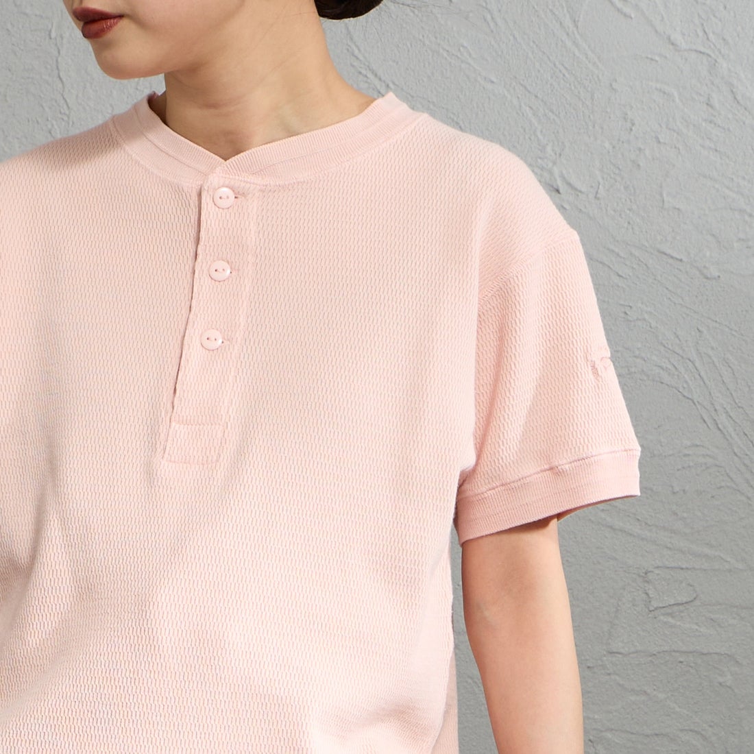 FAITH MILLS [フェイスミルズ] サーマルヘンリーネックTシャツ [FAITH-261-08] B.PINK &&モデル身長：150cm 着用サイズ：M&&