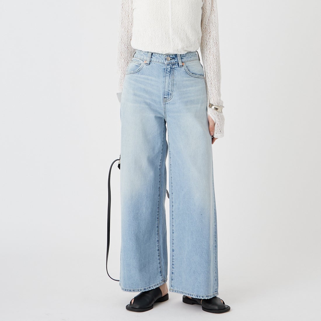 L.BLUE&&モデル身長：162cm 着用サイズ：24&&