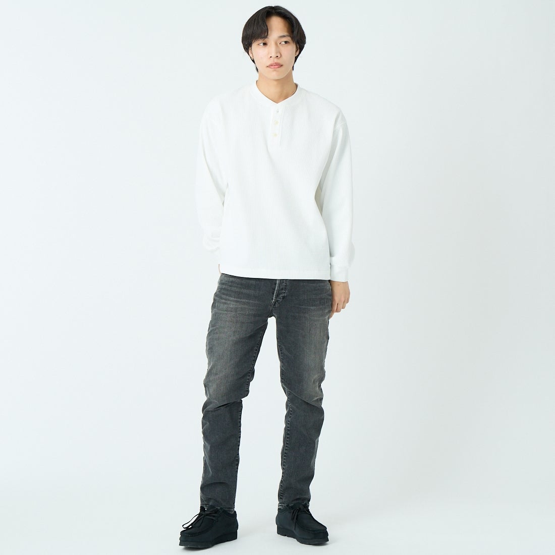 SLICK [スリック] テックサーマル ドローストリングヘンリーネックTシャツ [5130211] 900 WHITE &&モデル身長：179cm 着用サイズ：1&&