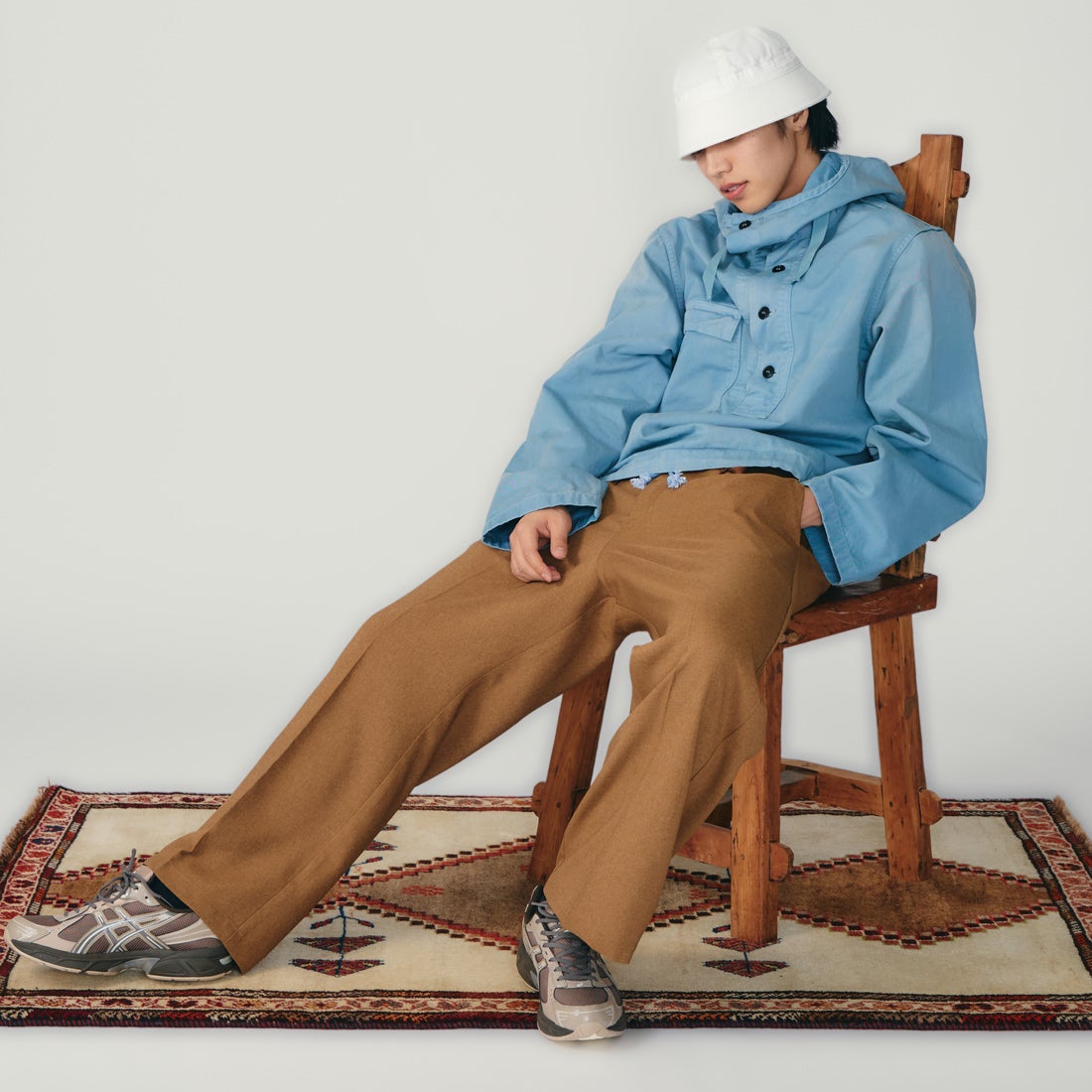 Dickies [ディッキーズ] 別注 グランパパンツ [261M40IN01-JF] BROWN &&モデル身長：179cm 着用サイズ：L&&