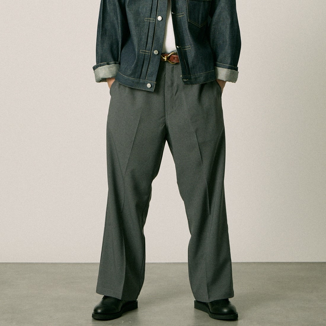 Dickies [ディッキーズ] 別注 グランパパンツ [261M40IN01-JF] GRAY &&モデル身長：177cm 着用サイズ：L&&