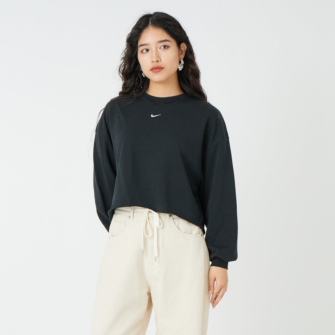 010 BLACK&&モデル身長：162cm 着用サイズ：M&&