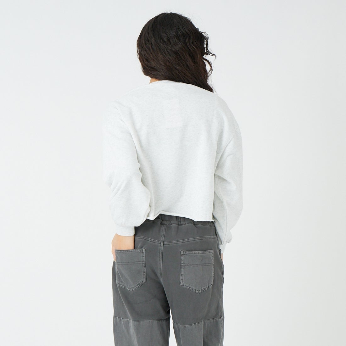 NIKE [ナイキ] ウィメンズ オーバーサイズド フレンチテリークルーネックスウェット [IF0229] 051 BIRCH &&モデル身長：162cm 着用サイズ：M&&