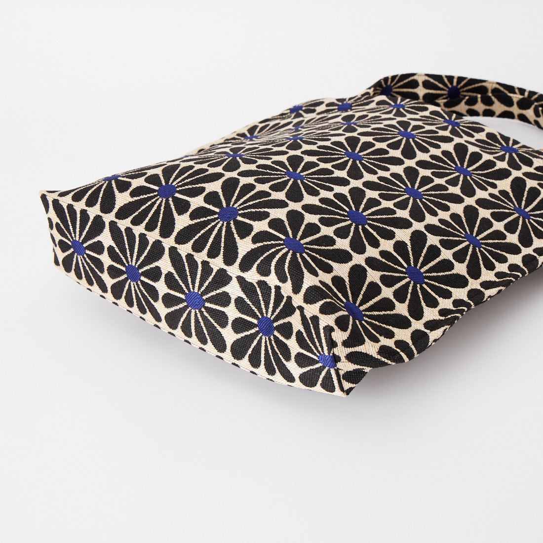 Bindu [ビンドゥー] カップフラワ－ジャガード リバーストートバッグ [BBB-2171] BLACK NATU