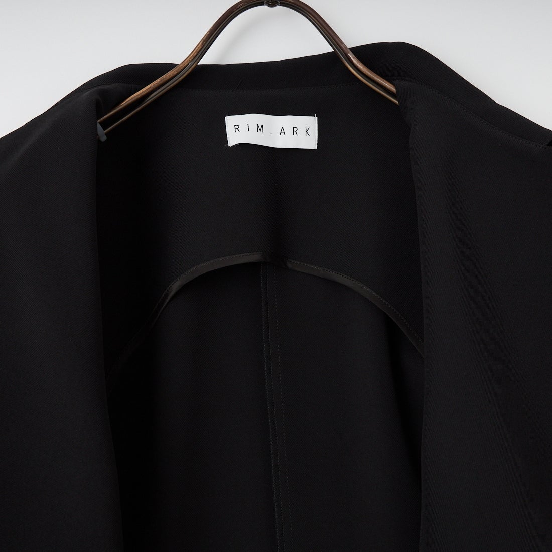 RIM.ARK [リムアーク] Classy スリーブレストップス [460JSN30-0141] BLK