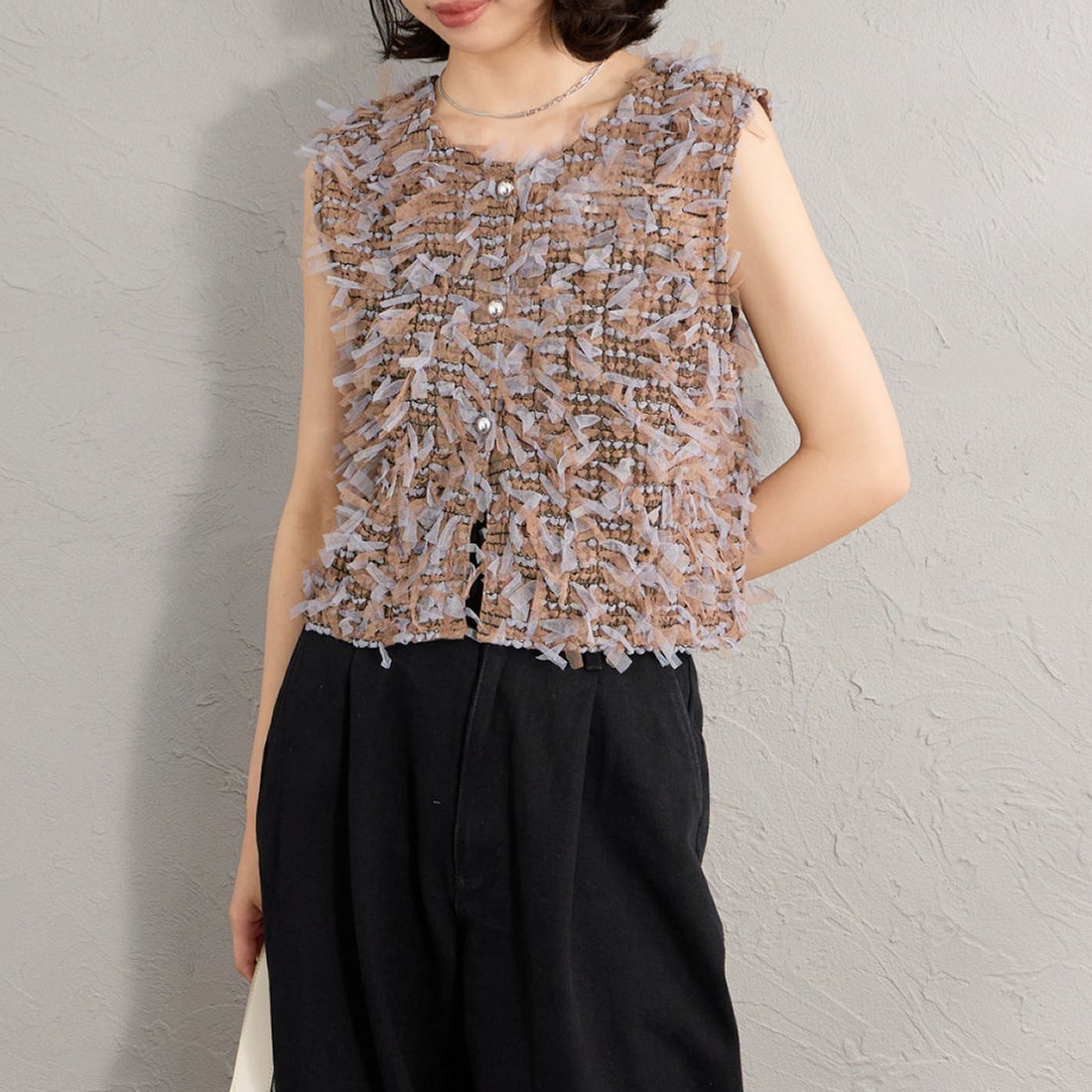 28 BROWN&&モデル身長：162cm 着用サイズ：F&&