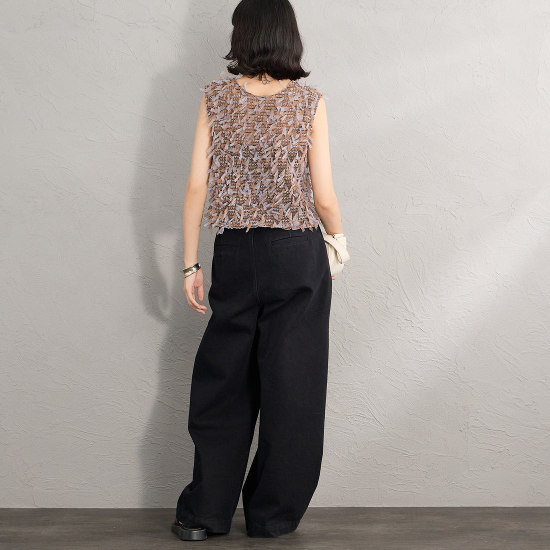 Maison de L'allure [メゾン ドゥ ラリュール] マルチWAYリボンチュールベスト [M26312012] 28 BROWN &&モデル身長：162cm 着用サイズ：F&&