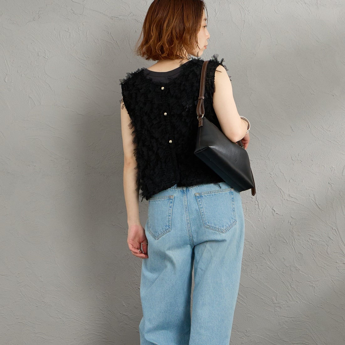 Maison de L'allure [メゾン ドゥ ラリュール] マルチWAYリボンチュールベスト [M26312012] 09 BLACK &&モデル身長：158cm 着用サイズ：F&&