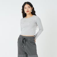 GREY&&モデル身長：162cm 着用サイズ：ONE SIZE&&