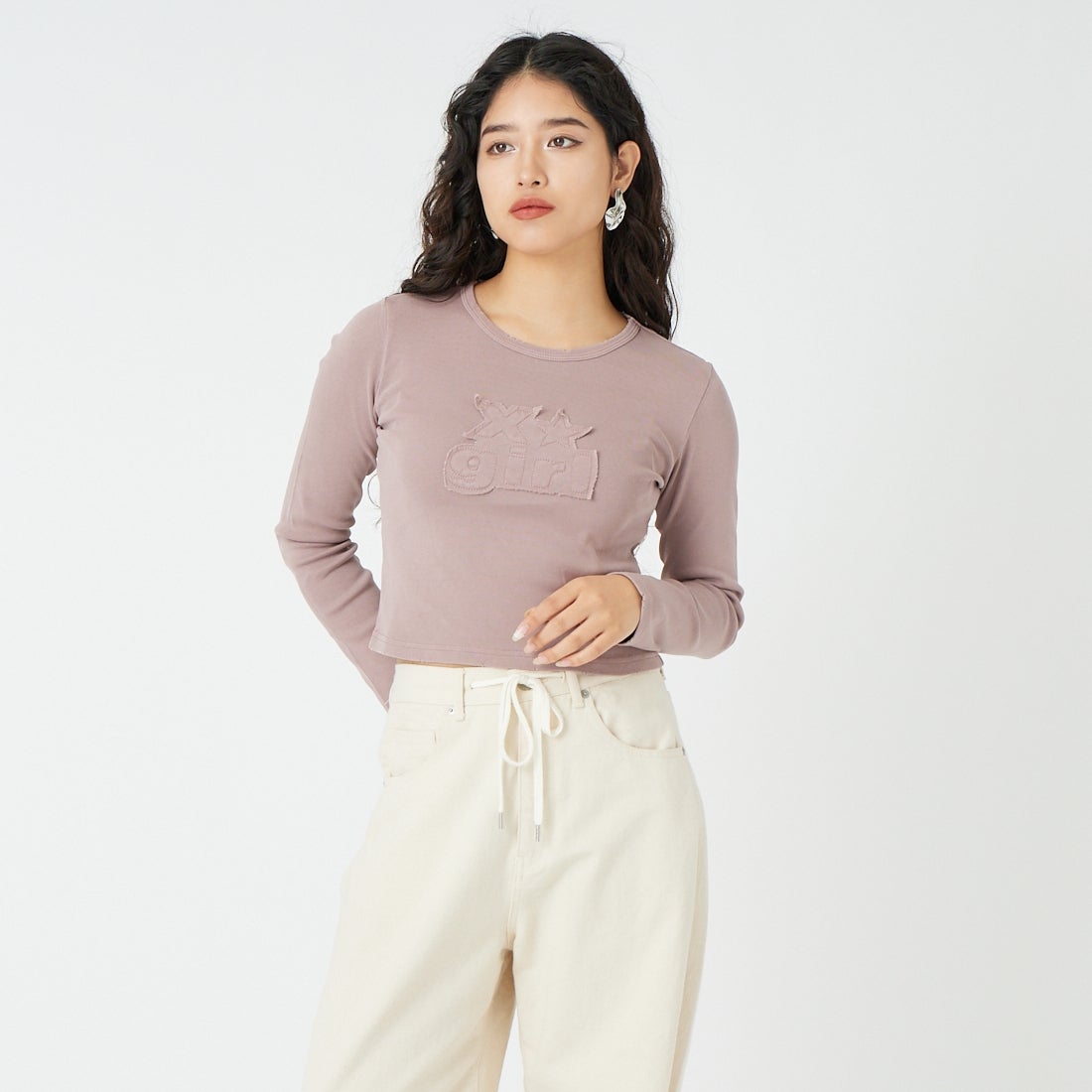 BROWN&&モデル身長：162cm 着用サイズ：ONE SIZE&&