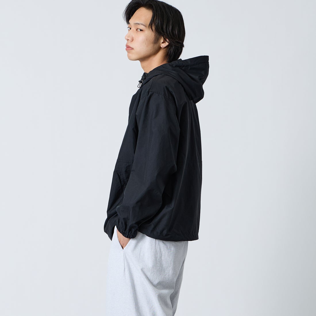 DANTON [ダントン] フーデッドショートジャケット [DT-A0675SNY] BLACK &&モデル身長：179cm 着用サイズ：L&&