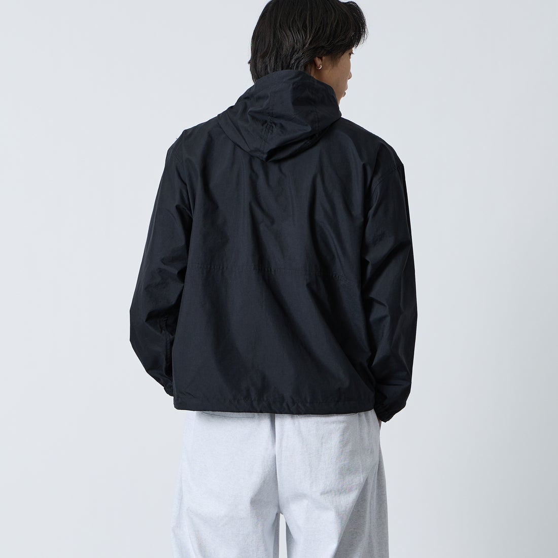 DANTON [ダントン] フーデッドショートジャケット [DT-A0675SNY] BLACK &&モデル身長：179cm 着用サイズ：L&&