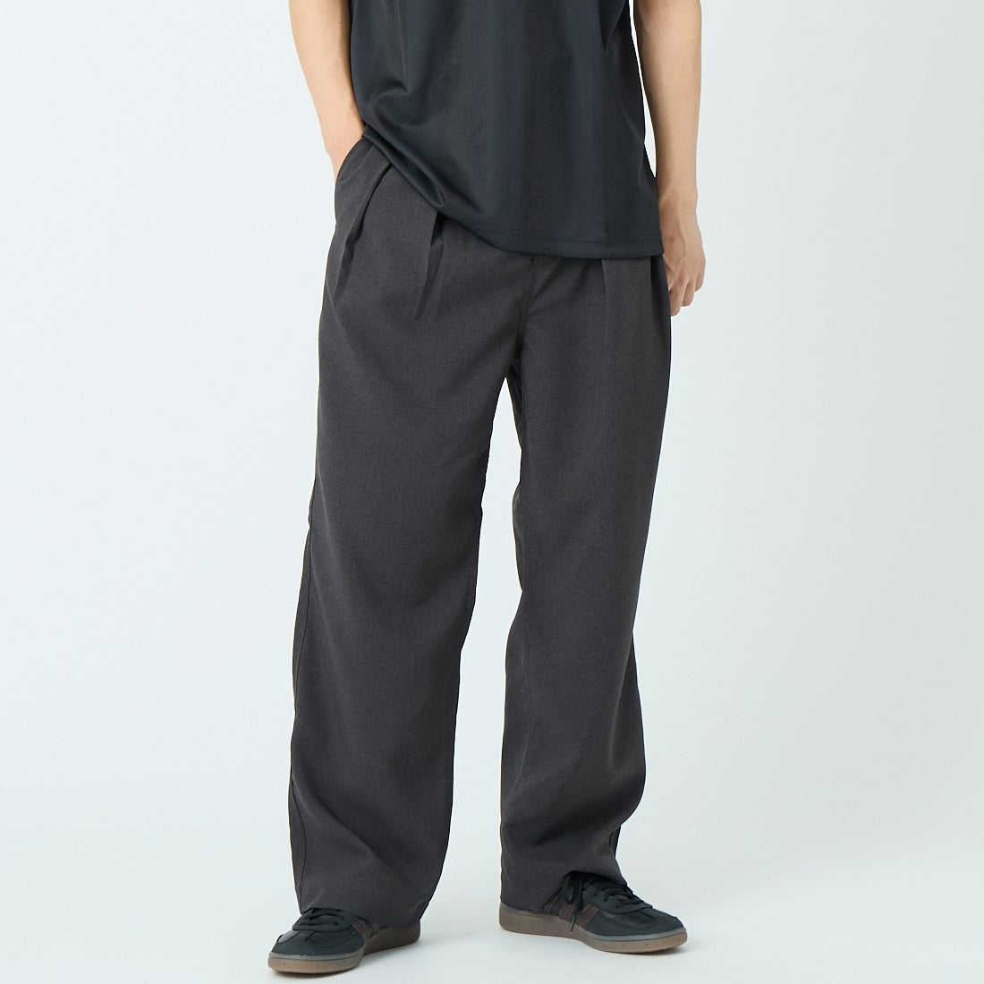 CHARCOAL&&モデル身長：179cm 着用サイズ：2&&