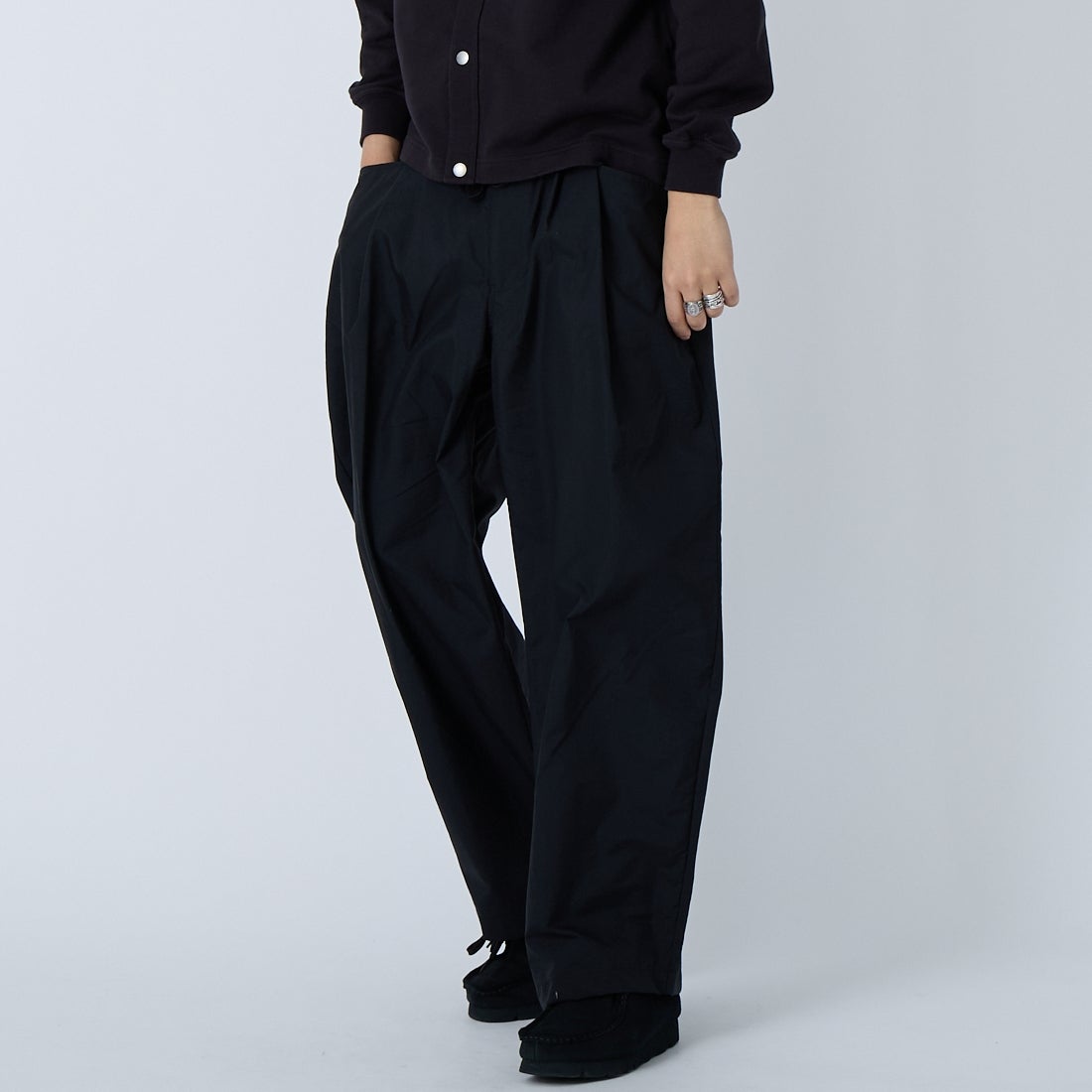 DANTON [ダントン] スタナーナイロンタックパンツ [DT-E0275SNY] BLACK &&モデル身長：179cm 着用サイズ：40&&