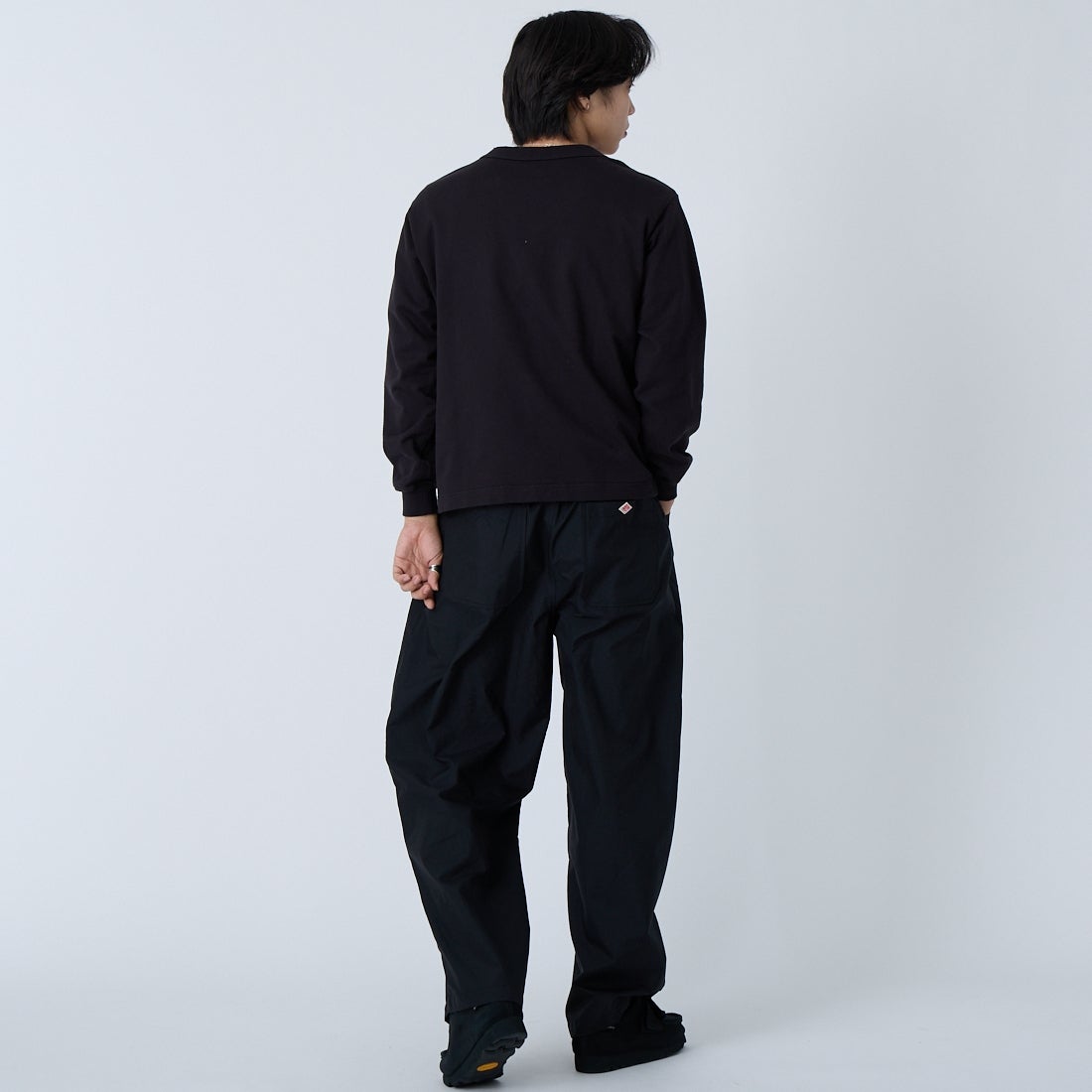 DANTON [ダントン] スタナーナイロンタックパンツ [DT-E0275SNY] BLACK &&モデル身長：179cm 着用サイズ：40&&