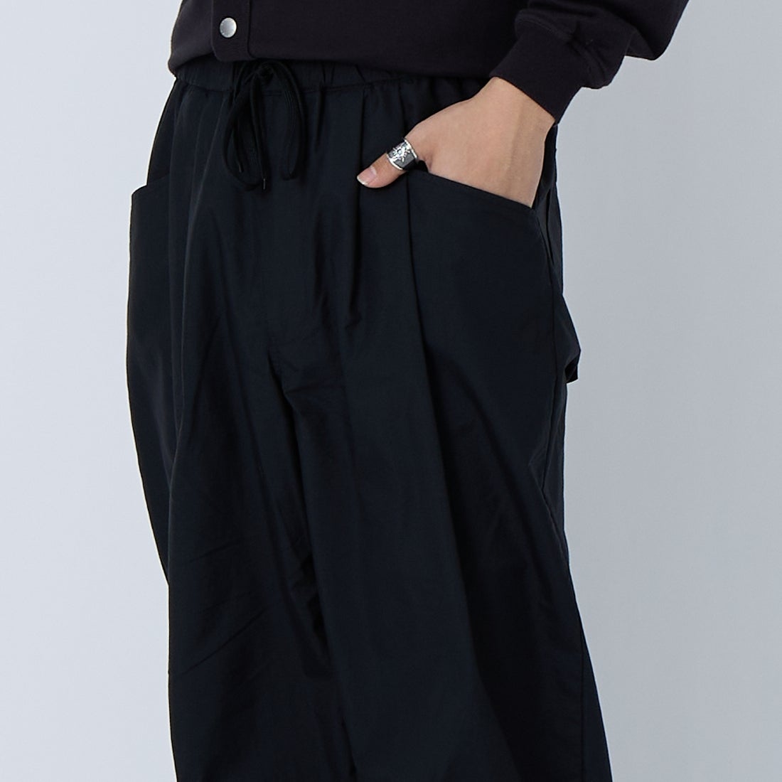 DANTON [ダントン] スタナーナイロンタックパンツ [DT-E0275SNY] BLACK &&モデル身長：179cm 着用サイズ：40&&