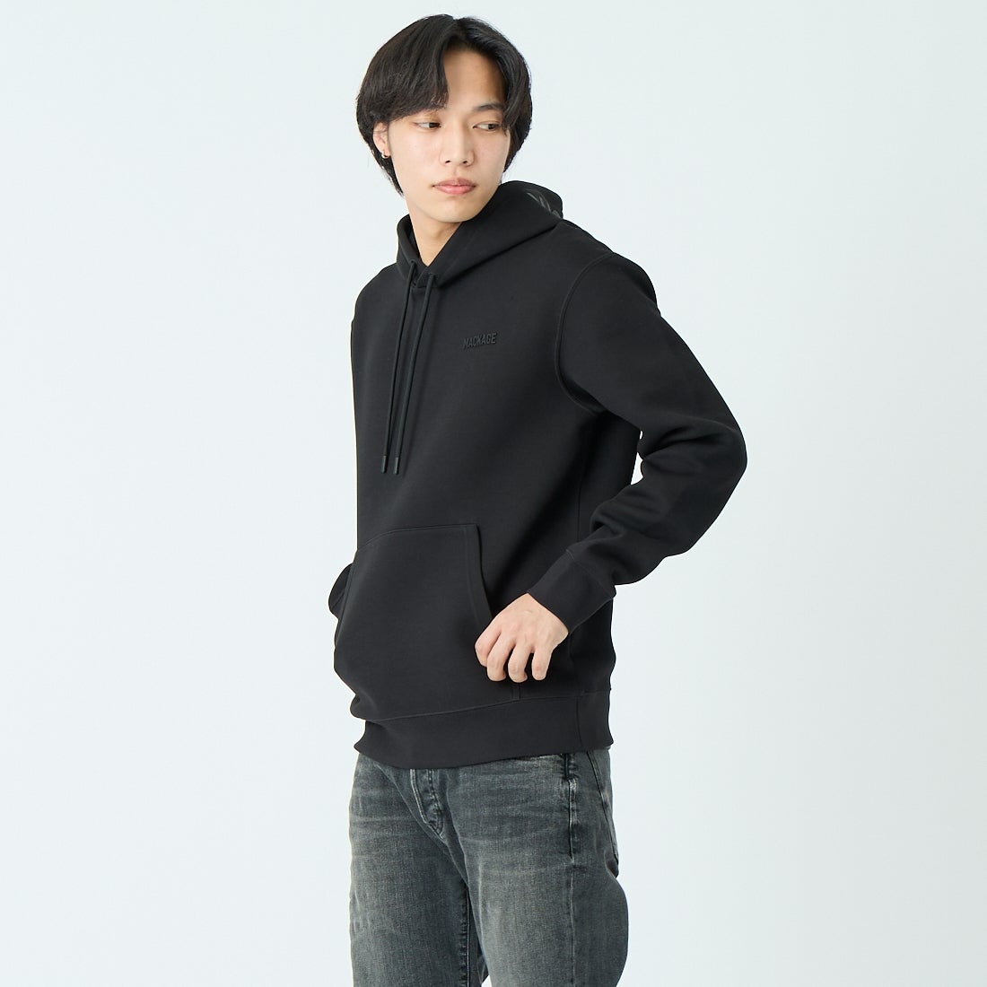 MACKAGE [マッカージュ] KOLTON スウェットパーカー [10861706] BLACK &&モデル身長：179cm 着用サイズ：M&&