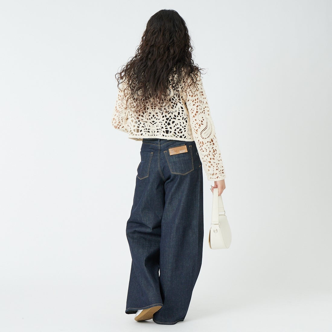 YANUK [ヤヌーク] MARY バギーストレートデニム [57162020] OWI &&モデル身長：162cm 着用サイズ：24&&