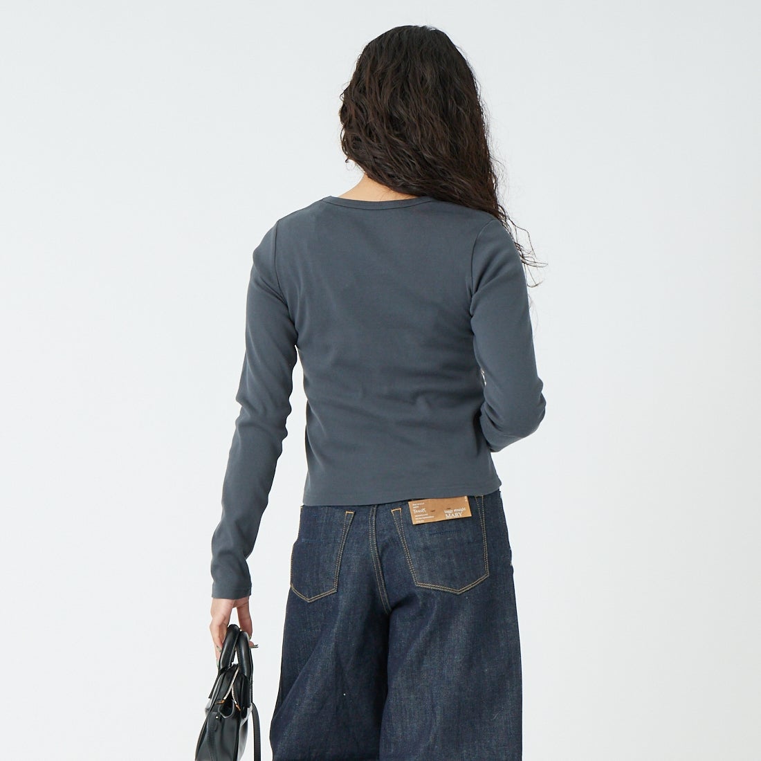 X-girl [エックスガール] オーバルロゴ パッチ コンパクトTシャツ [105261011020] CHARCOAL