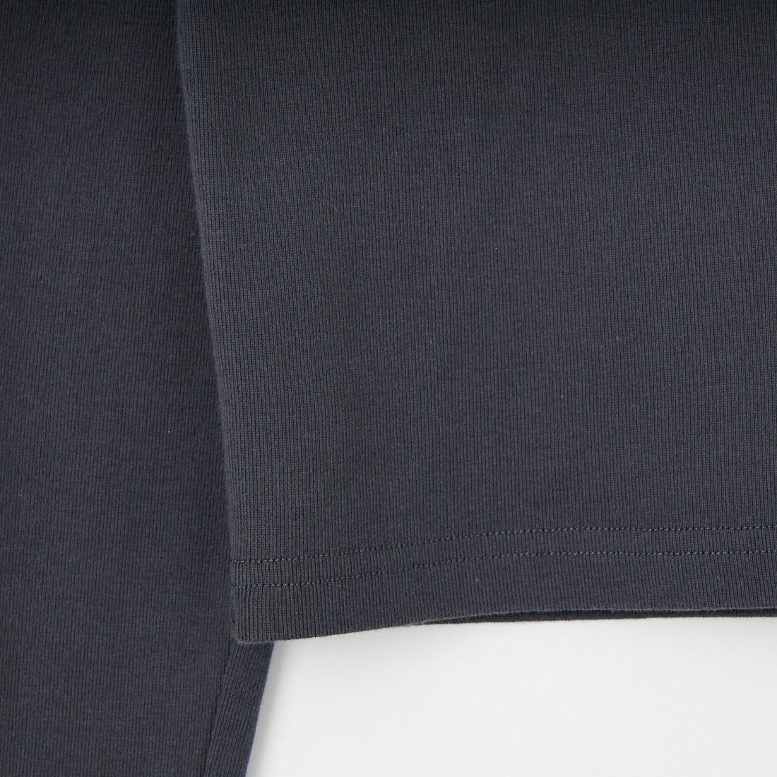 X-girl [エックスガール] オーバルロゴ パッチ コンパクトTシャツ [105261011020] CHARCOAL