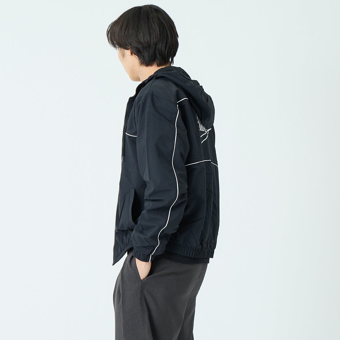 NIKE [ナイキ] メンズ フーデッドジャケット [HJ2013] 010ﾌﾞﾗｯｸ &&モデル身長：179cm 着用サイズ：M&&