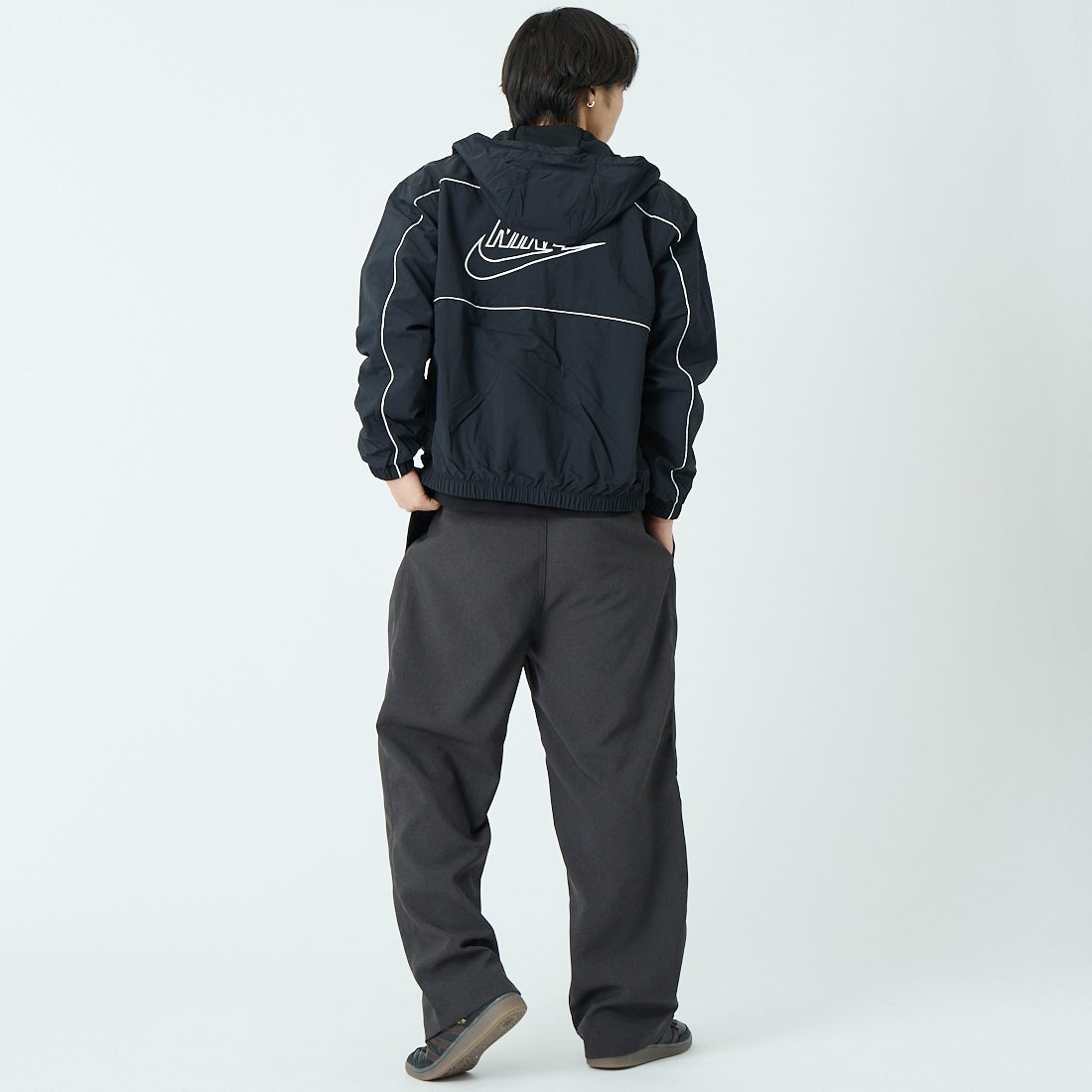 NIKE [ナイキ] メンズ フーデッドジャケット [HJ2013] 010ﾌﾞﾗｯｸ &&モデル身長：179cm 着用サイズ：M&&
