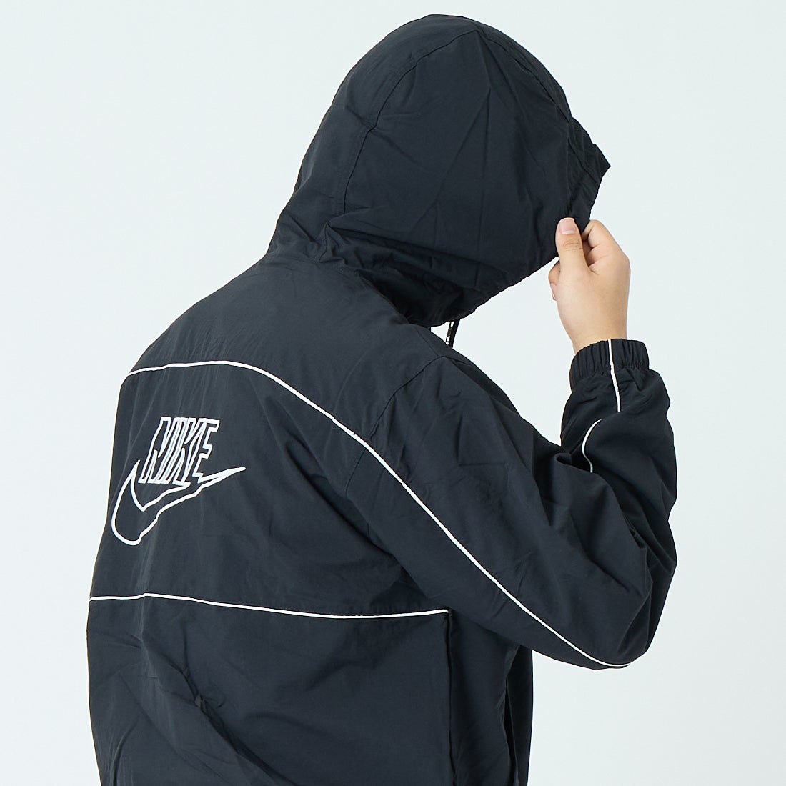 NIKE [ナイキ] メンズ フーデッドジャケット [HJ2013] 010ﾌﾞﾗｯｸ &&モデル身長：179cm 着用サイズ：M&&