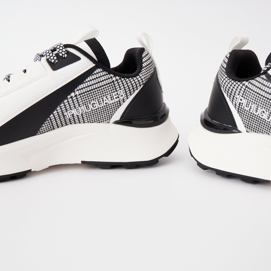 1PIU1UGUALE3 RELAX [ウノ ピゥ ウノ ウグァーレ トレ] グレンチェックスニーカー [USX-26009] SN10 WHITE