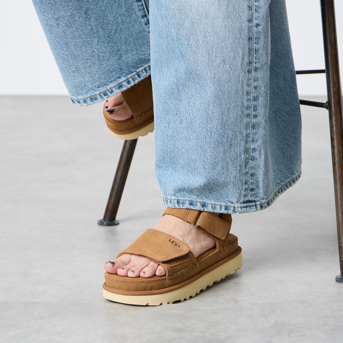 UGG [アグ] ゴールデンスター [1136783] CHESTNUT