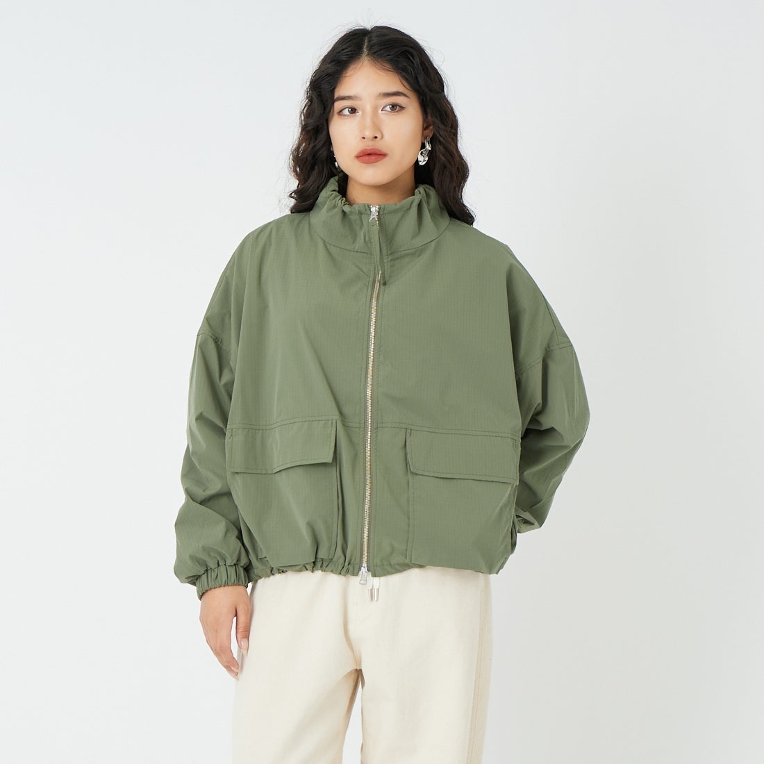 KHA:KI [カーキ] スタンドカラージャケット [MIL25HJK3232] KHAKI &&モデル身長：162cm 着用サイズ：1&&