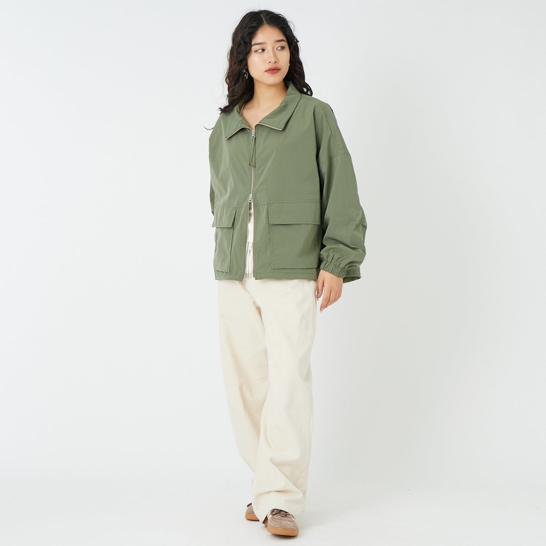 KHA:KI [カーキ] スタンドカラージャケット [MIL25HJK3232] KHAKI &&モデル身長：162cm 着用サイズ：1&&